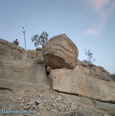 رفع کابوس ۳۰ ساله سنگ ۴۰ تنی از سر اهالی روستای دشتک مرودشت فارس